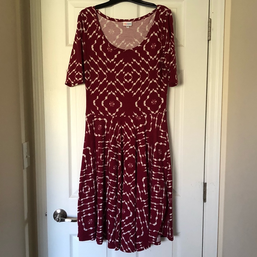 LuLaRoe Nicole Size L